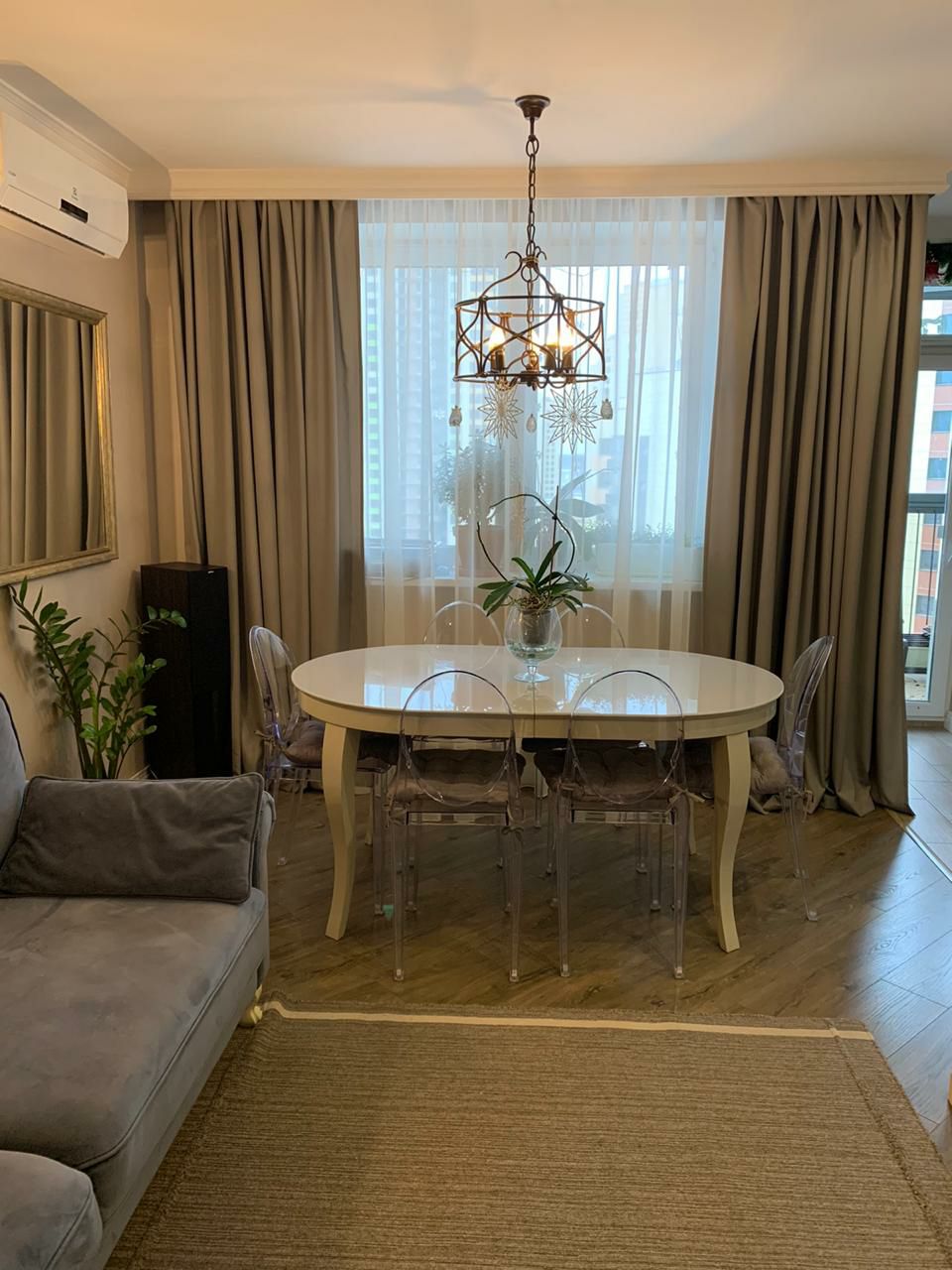 Шторы блэкаут в загородный дом